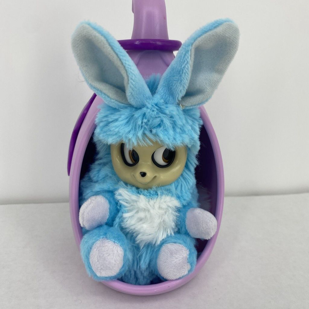 2017 Fur Babies World Blue White Plush Finger Puppet Eyes move Collectable EUC